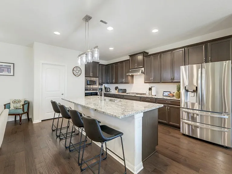 4505 Arques Ave — Photo 5