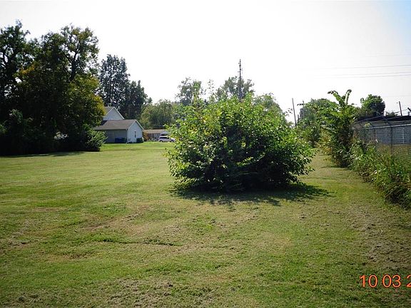 4th image of 2816 Lincoln Ave