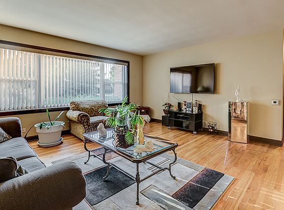 4th image of 1441 Balmoral Ave APT 1N