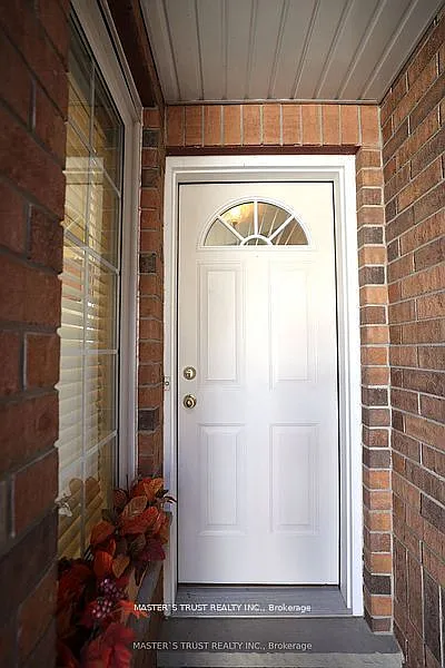 3 bed, $3,600 — Photo 3