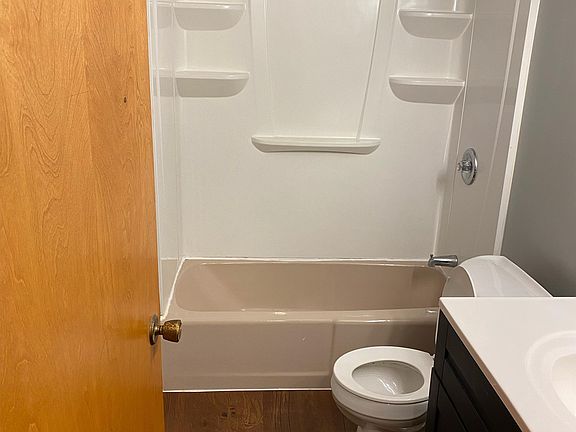 3rd image of 231 N 1st St APT 6