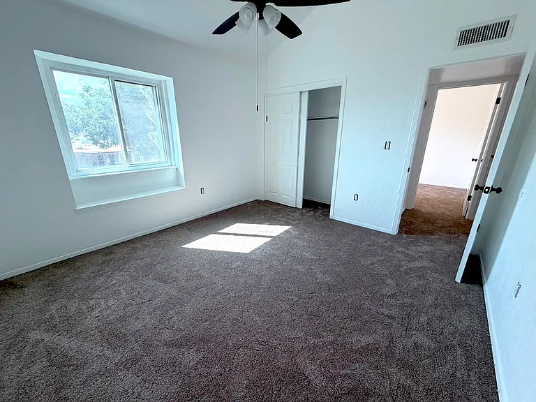 617 Cascade Ln — Photo 14