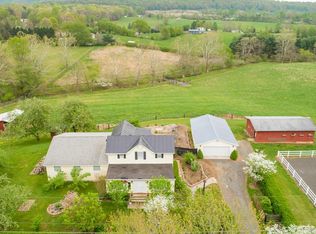 394 Hunters Rd, Washington, VA 22747