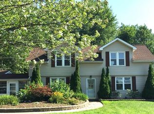 7398 Bellflower Rd, Mentor, OH 44060