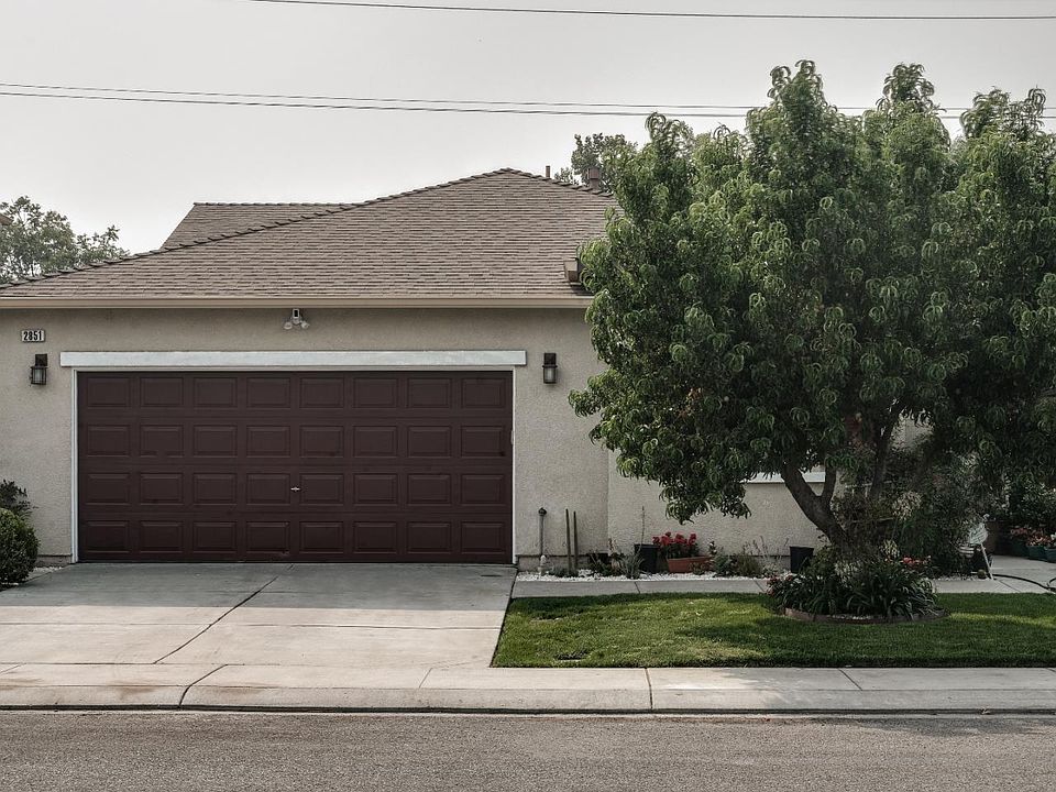 1st image of 2851 Playa Del Sol Ave