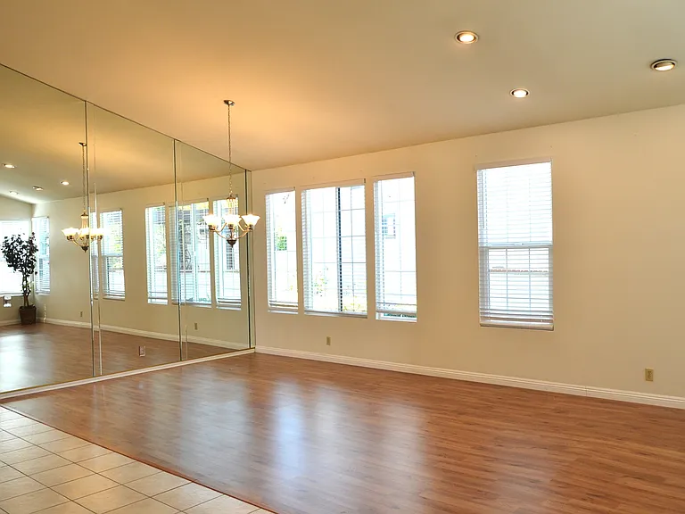 12065 Tretagnier Cir — Photo 2