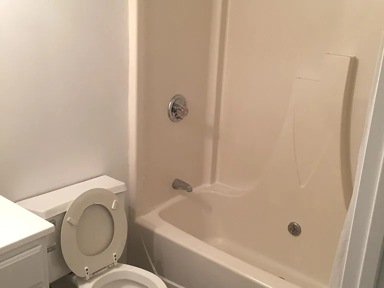 348 Stanley Ct #A — Photo 5