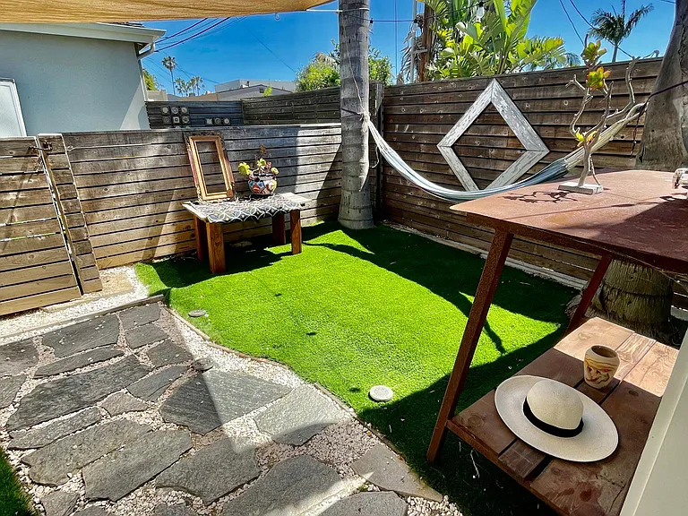 328 La Veta Ave #STUDIO — Photo 9