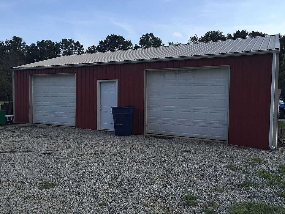 2nd image of 1955 Highgrove Rd