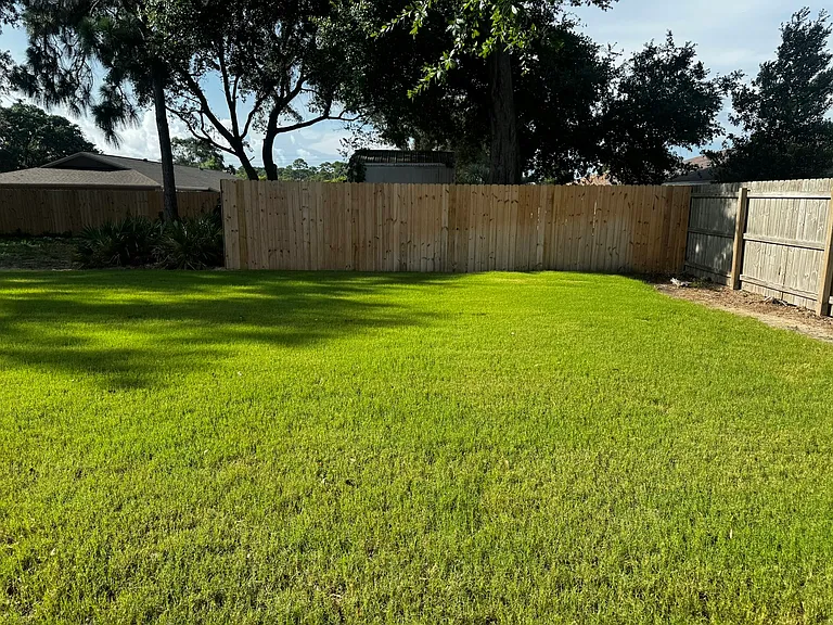 3410 Green Briar Cir #B — Photo 11