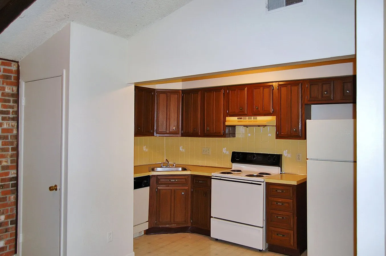 Wynterbrooke Estates — Photo 4