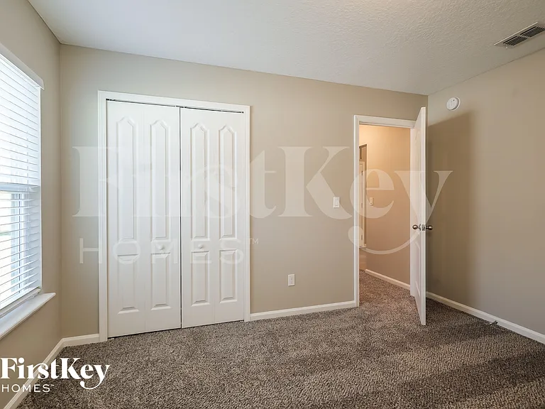 4607 Sherman Hills Pkwy — Photo 12