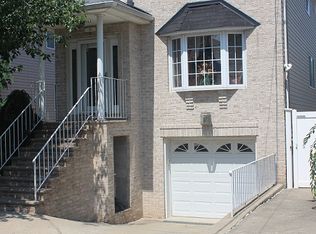 23 Meagan Loop, Staten Island, NY 10307
