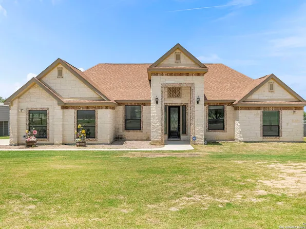 9195 S FM 2790 W, Somerset, TX 78069