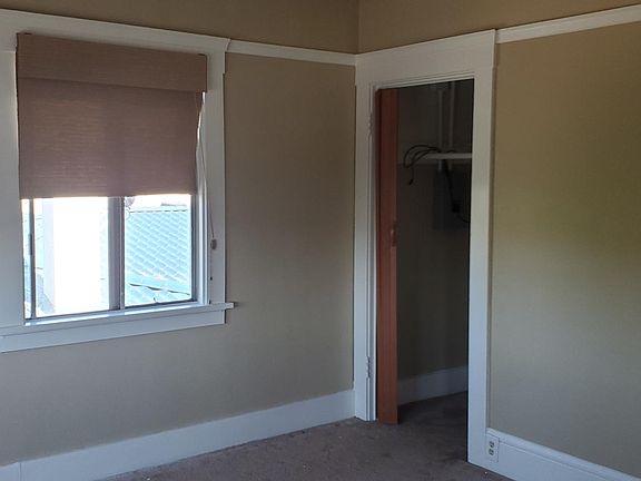2nd image of 509 Juana Ave
