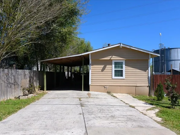 3629 County Road 870, Alvin, TX 77511