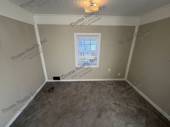 3rd image of 210 Thrash St