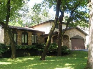 380 S Oak Ave, Bartlett, IL