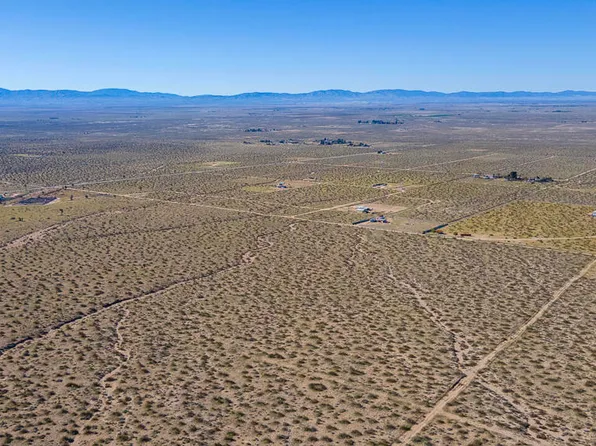 155 E Avenue F8 Lot 32, Lancaster, CA 93535