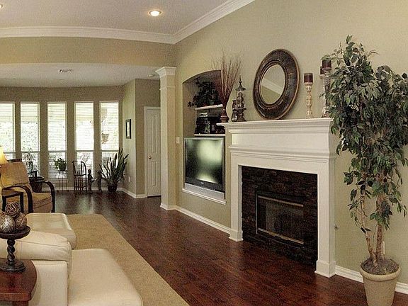 3rd image of 6404 Stone Creek Canyon Ct