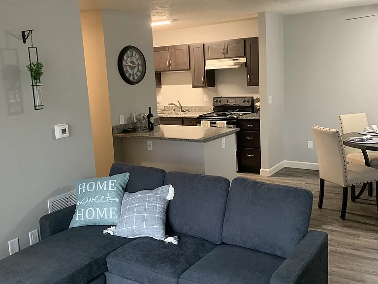 Spring Lake Apartments — Photo 34