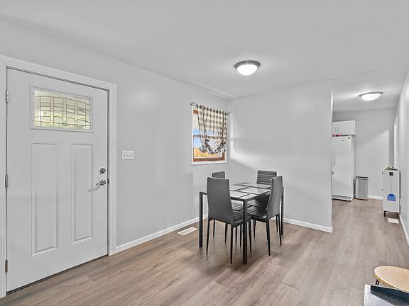 3rd image of 3006 Kane Rd