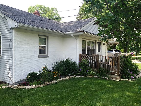 3rd image of 62 N Margaret Dr