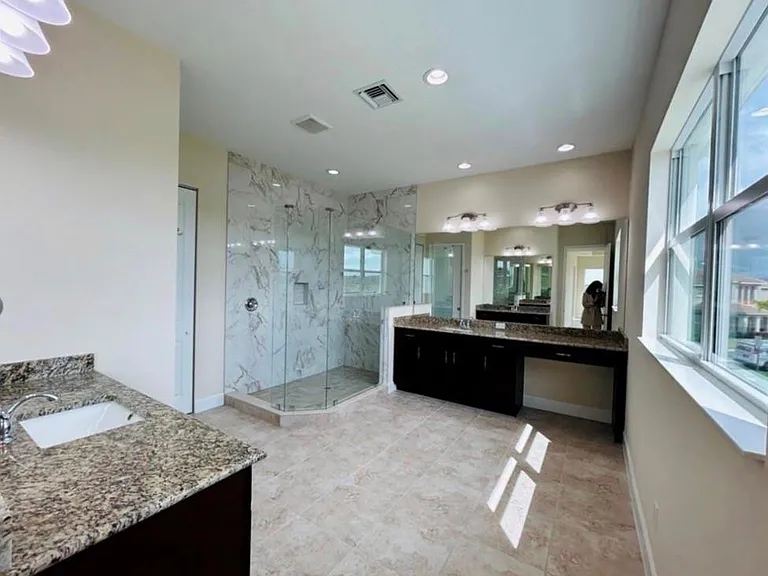 5199 Liberty Ln — Photo 18