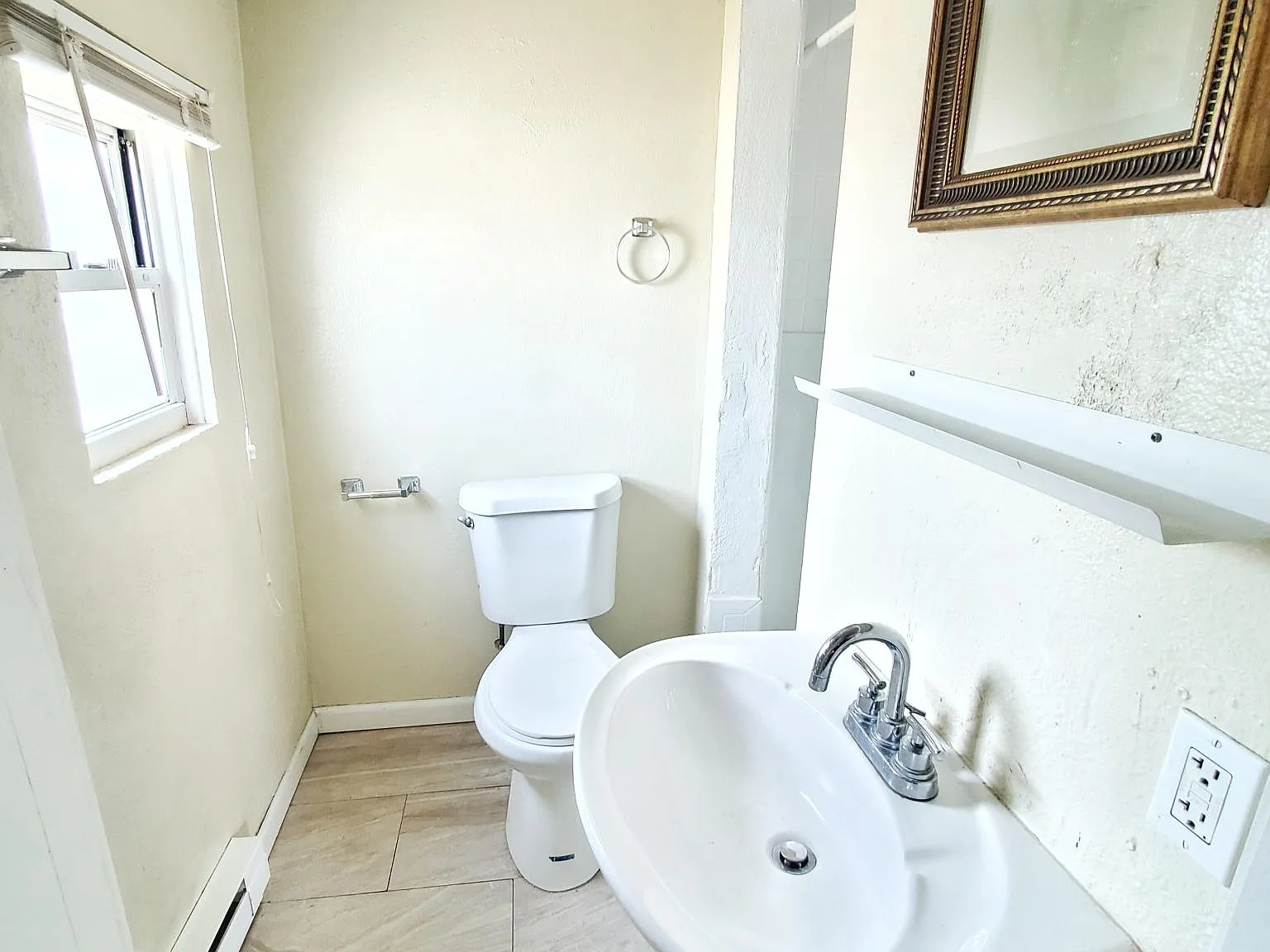 Studio, 400 sqft, $750 — Photo 3