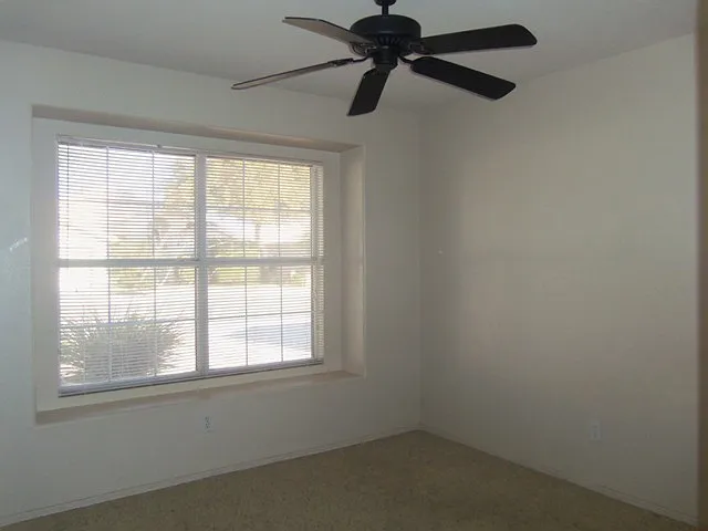 12469 W Granada Rd — Photo 11