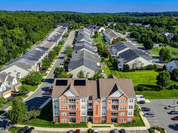 204 Secretariat Dr #204, Havre De Grace, MD 21078