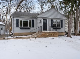 21368 W Starry Ln, Lake Zurich, IL 60047