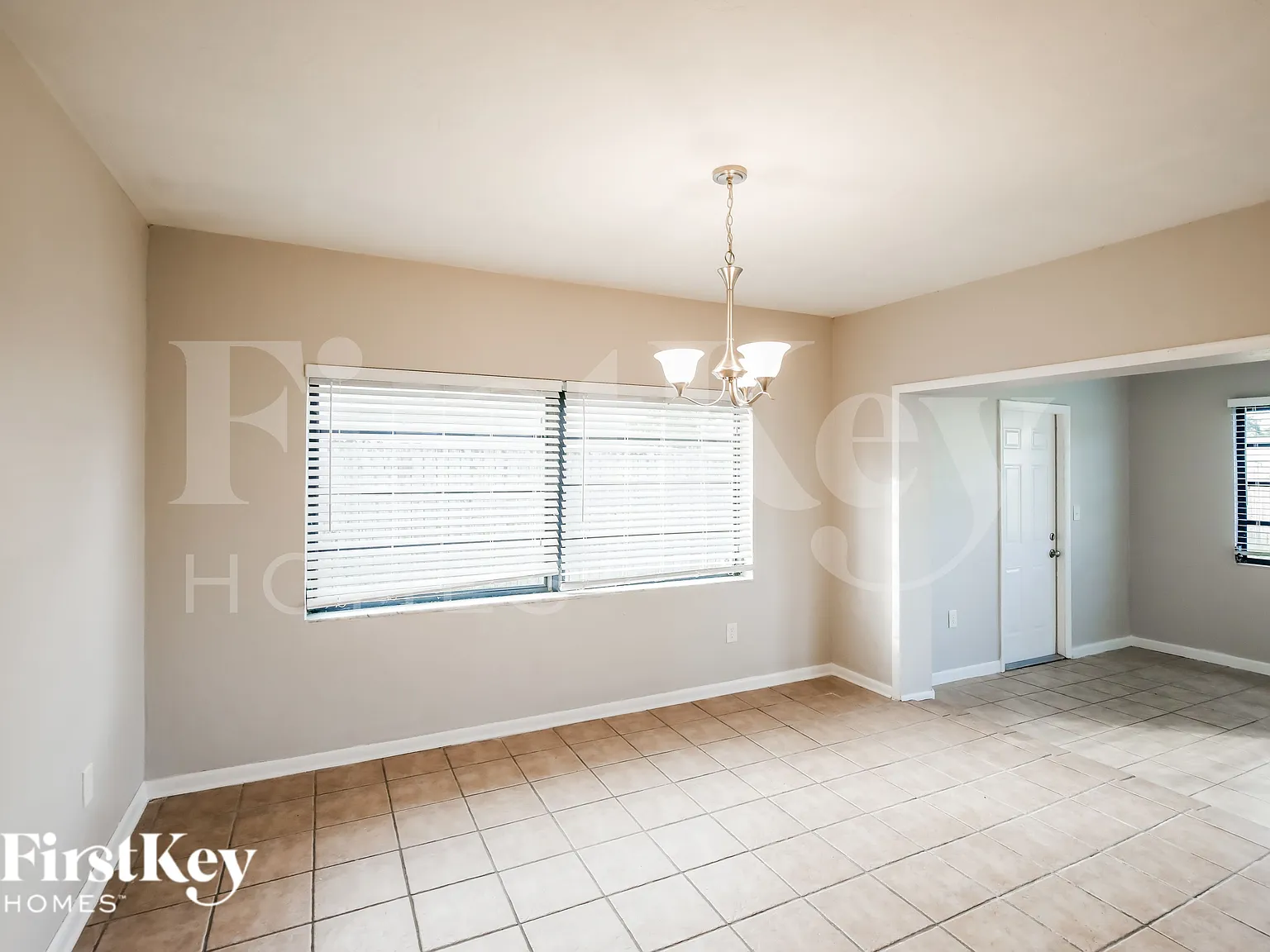3 bed, 2.0 bath, 1855 sqft, $3,585 — Photo 4