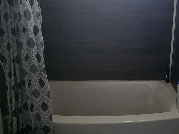 4th image of 156 Thornton Rd