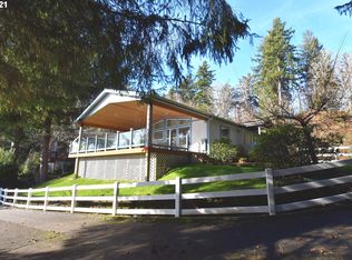 403 Tenmile Ter, Lakeside, OR 97449