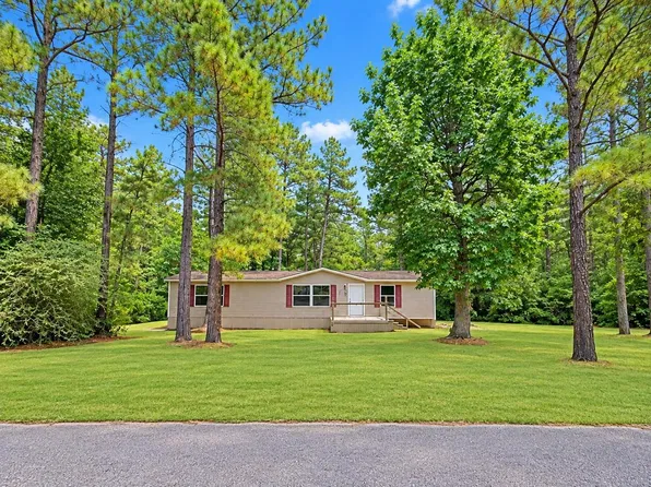235 Red Oak, Onalaska, TX 77360