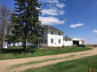 1858 130th Ave, Lake park, IA 51347