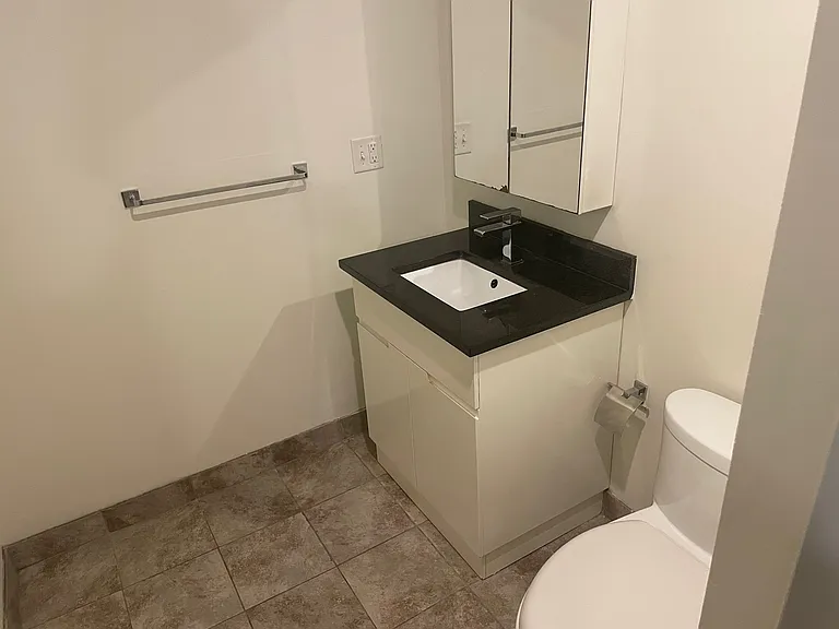 535 Roosevelt Ave #108 — Photo 3