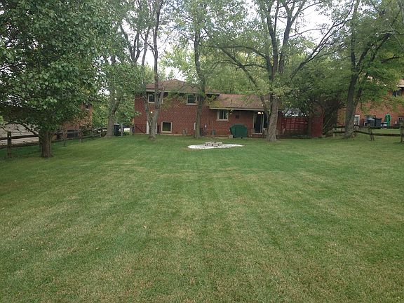 2nd image of 8991 Sedgewick Dr
