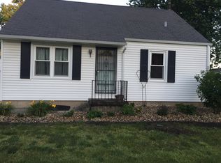 2377 E Converse Ave, Grandview, IL 62702