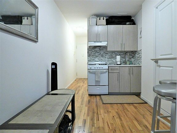 4th image of 26 Leroy St APT 15