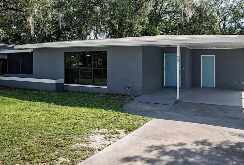 8021 N Ola Ave