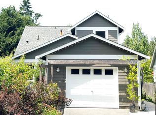 10326 SW Mukai Cir, Vashon, WA 98070