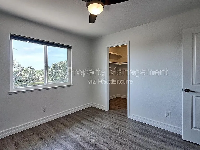 2585 Warbler Ave — Photo 14