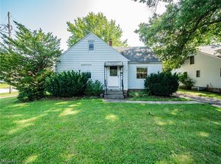 20211 Westway Dr, Rocky River, OH 44116