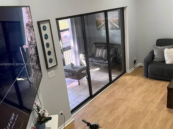 306 Republic Ct #306, Deerfield Beach, FL 33442