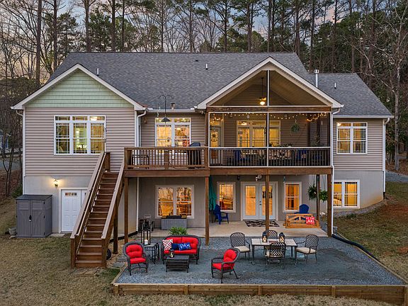 2nd image of 72 Goat Island Ct