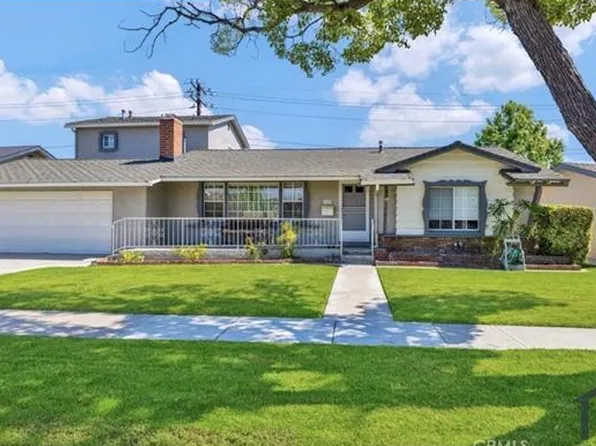 3222 W Sunview Dr, Anaheim, CA 92804