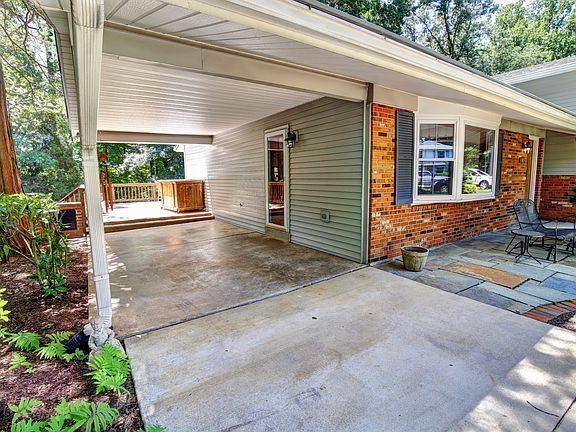Carport