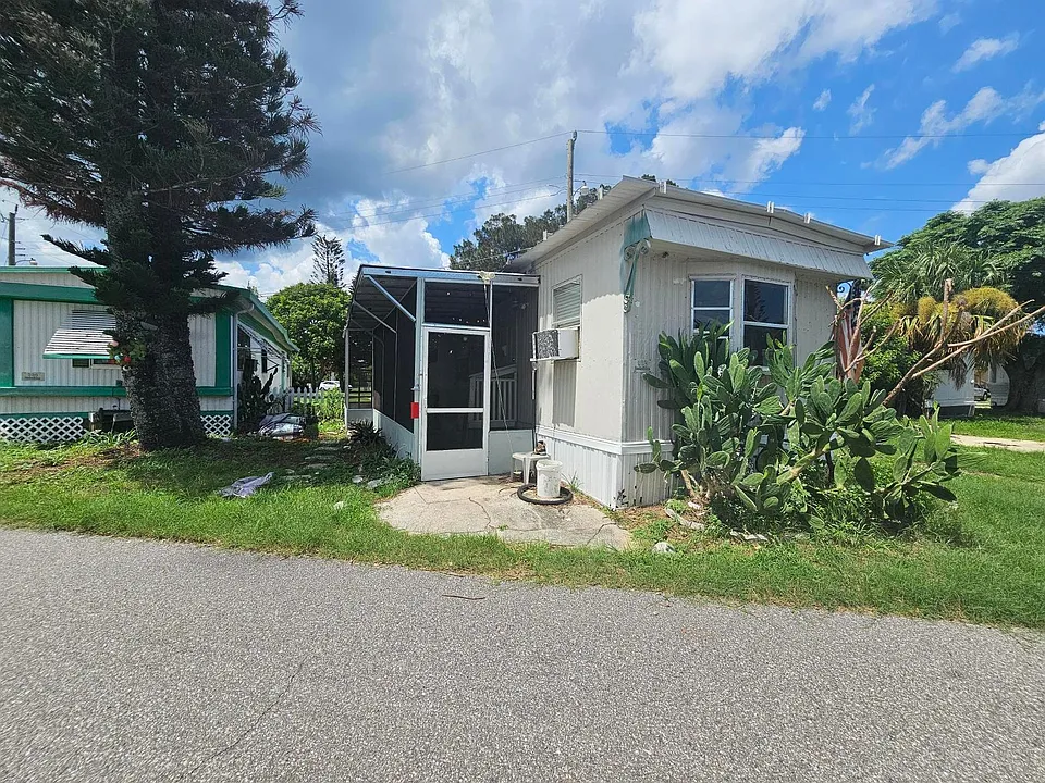 920 Boardwalk Ln #882